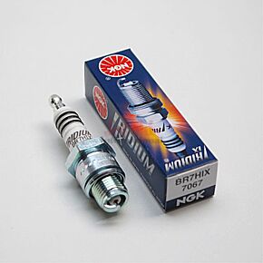 BR7HIX YAMAHA NGK IRIDIUM SPARK PLUG