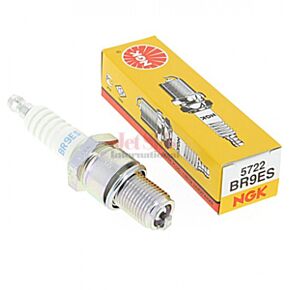  NGK (5722) BR9ES Standard Spark Plug